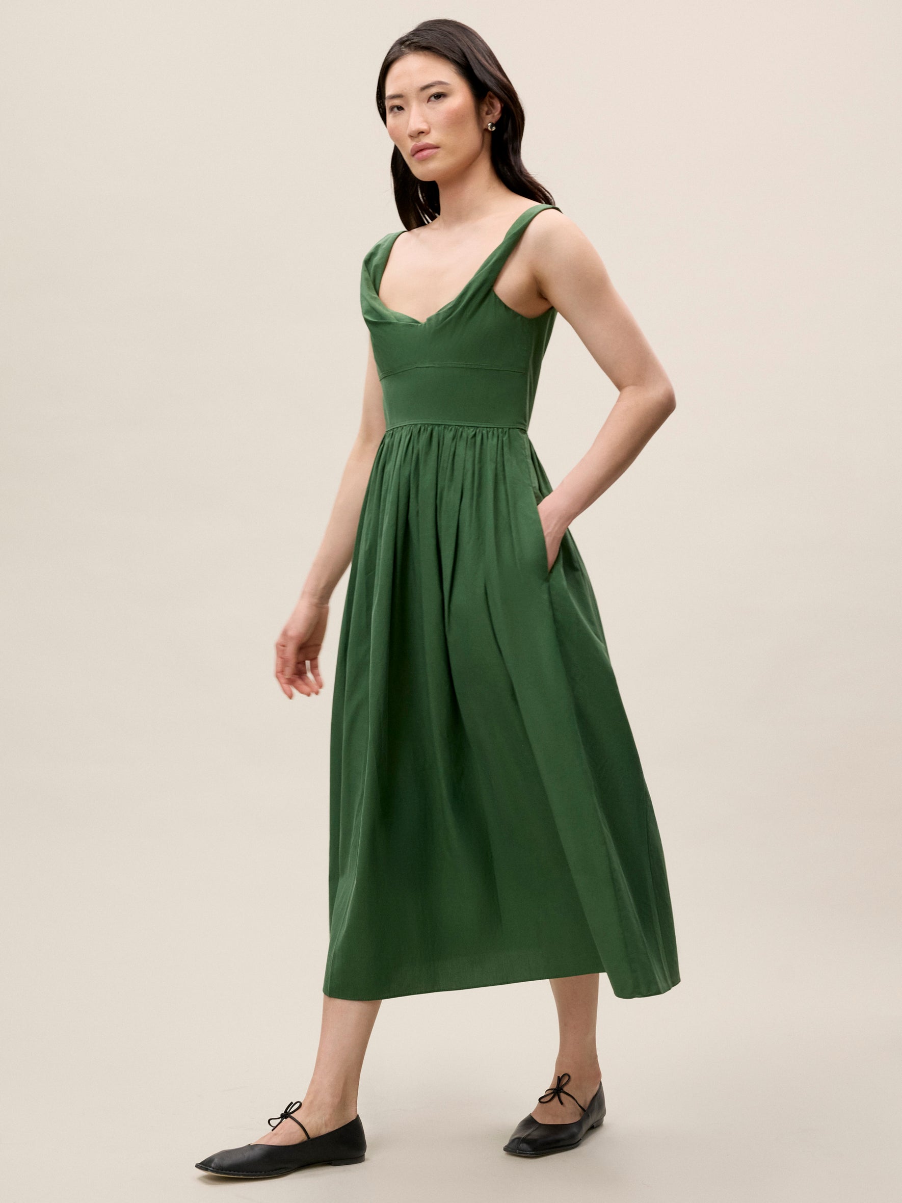 Sleeveless Midi Dress