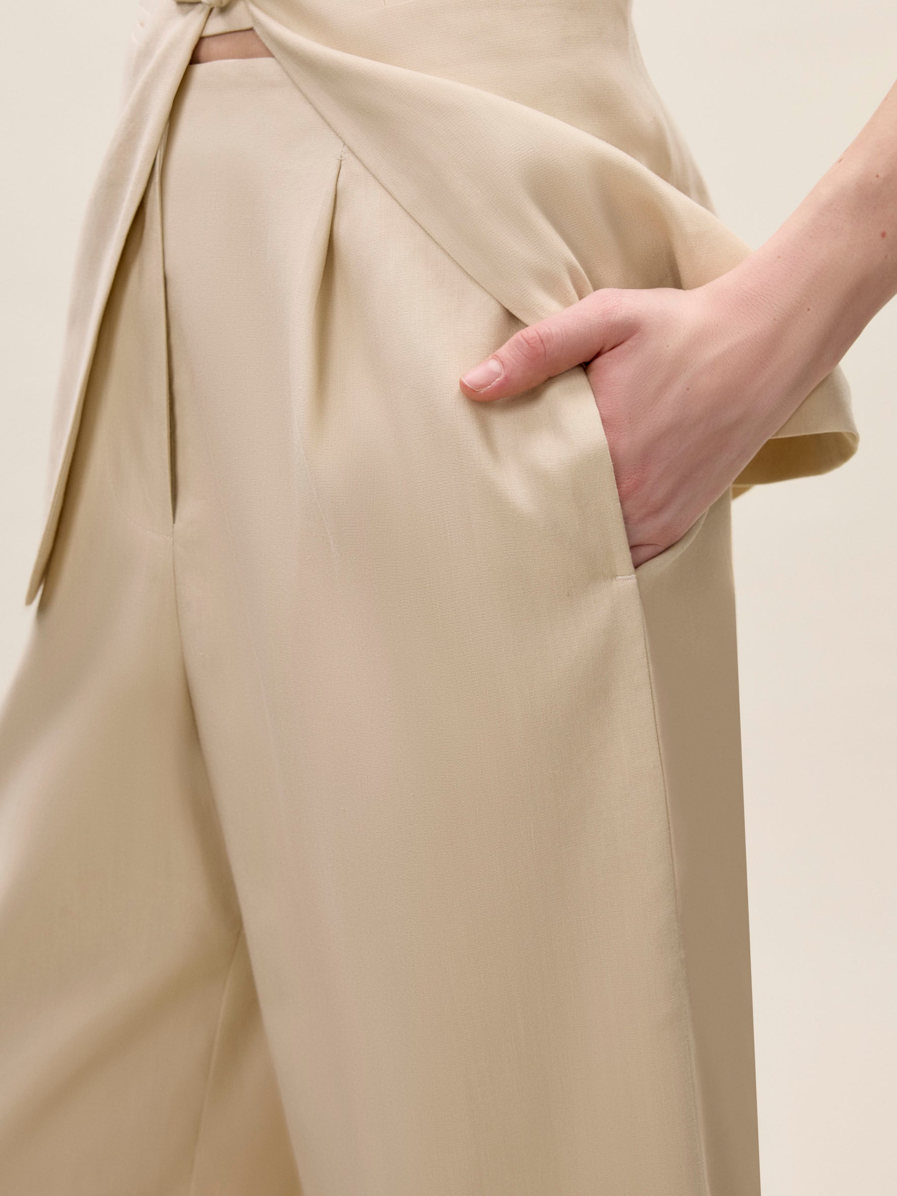 Beatrice Stretch Linen Pant