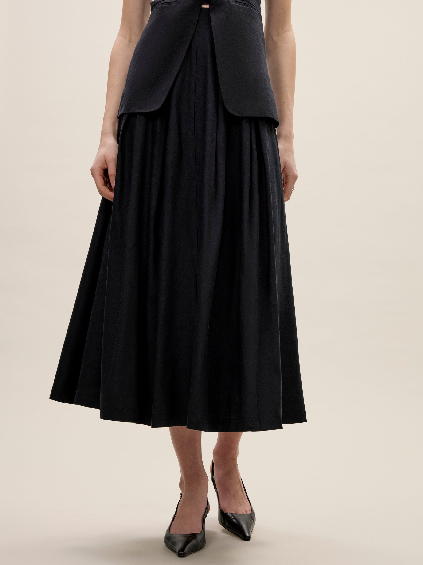 Beatrice Stretch Linen Skirt in Black by Rebecca Taylor