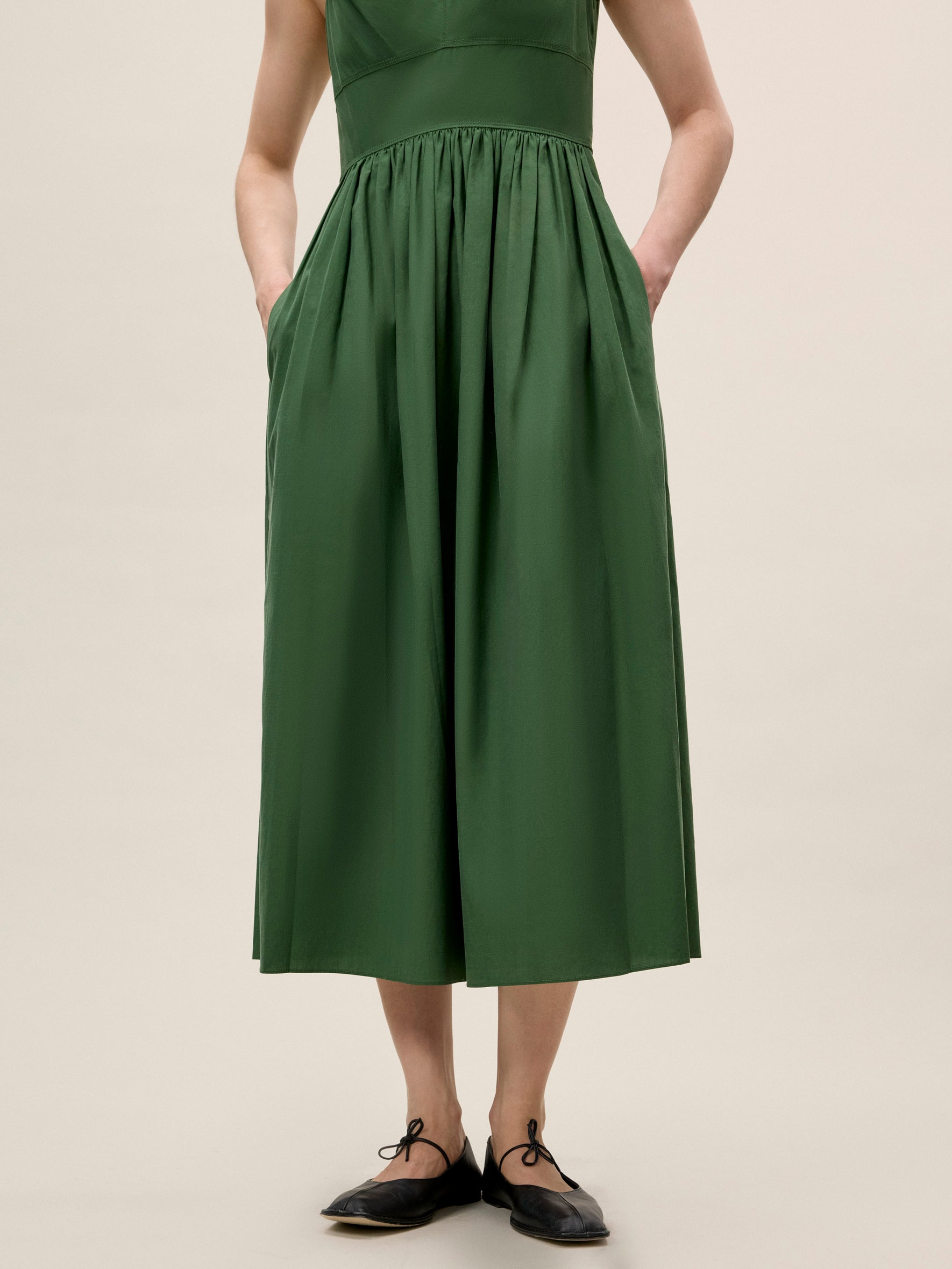 Sleeveless Midi Dress