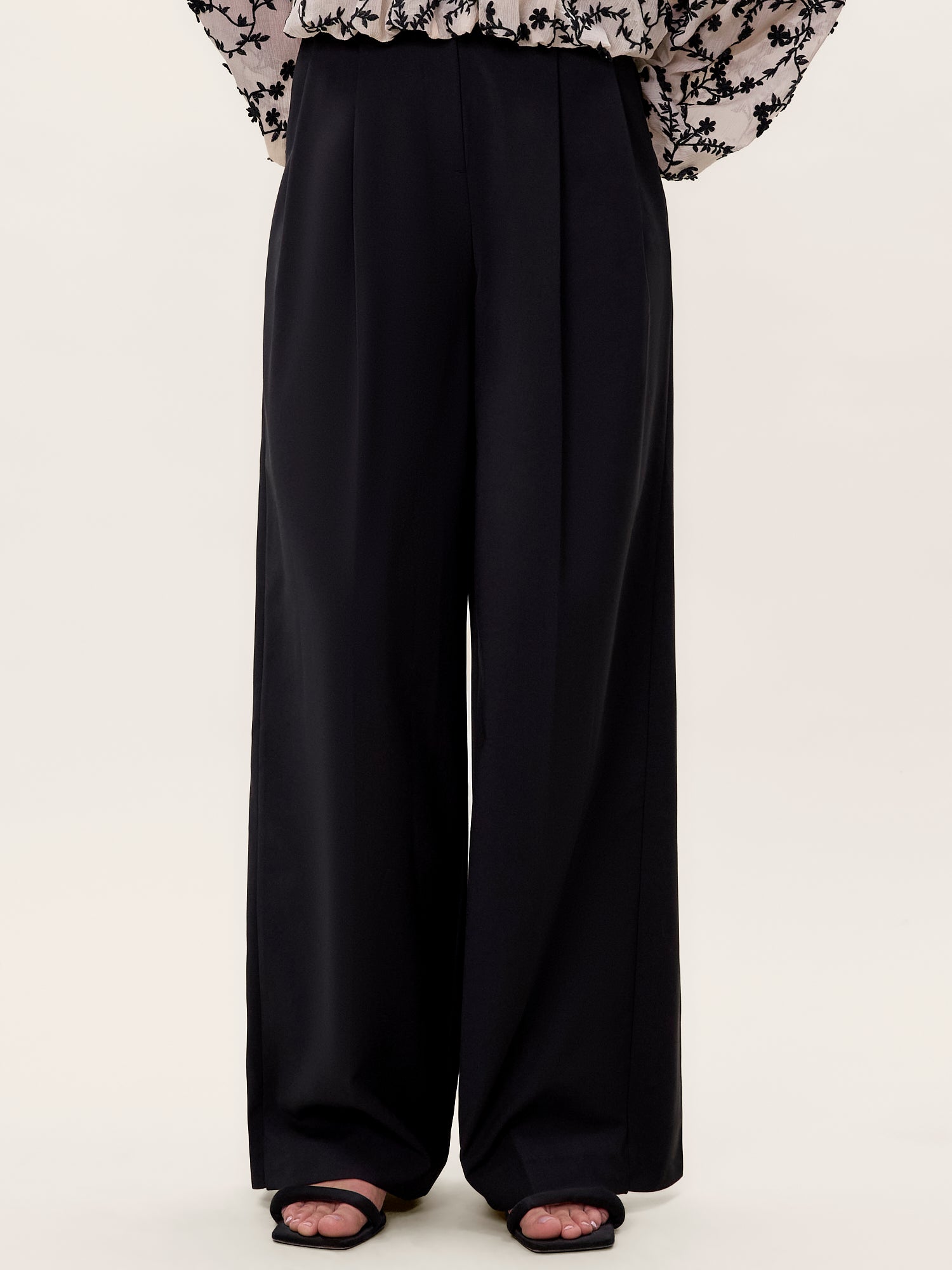 Stevie Pant in Black by Rebecca Taylor
