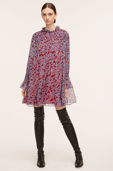 【完売品】サンサカエプチ　Laura smocked dress Laura White Smocked Dress with Embroidery